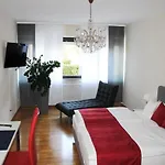 Garni Bellevue Hotel 2*