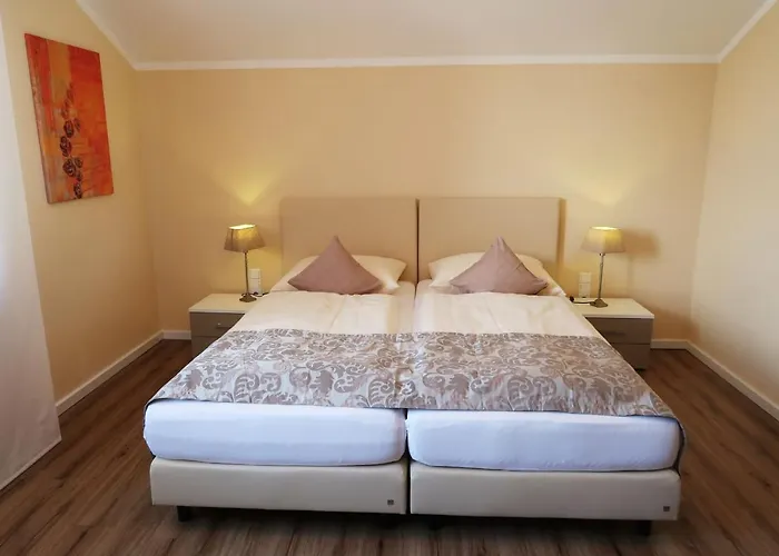 Hotel Garni Bellevue 2*