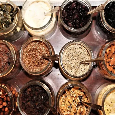 Garni Bellevue Hotel 2*