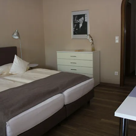 Garni Bellevue Hotel 2*