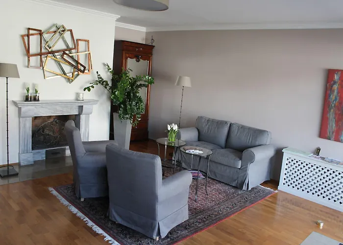 Hotel Garni Bellevue 2*